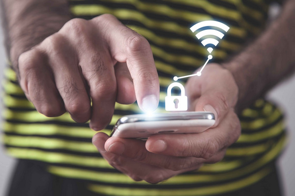 Hack Networks & Devices Right from Your Wrist with the Wi-Fi
